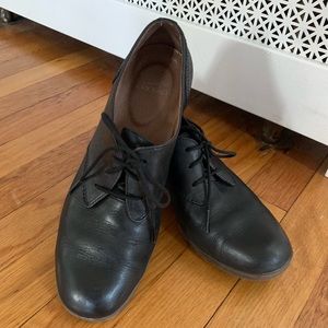 Dansko Louise lace up oxfords